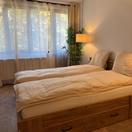 One Room Apartment- Self Check-In 24H Ρέσιτσα Εξωτερικό φωτογραφία